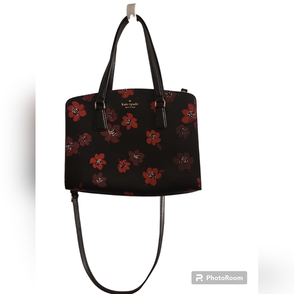 kate spade Handbags - Kate Spade floral handbag 👜